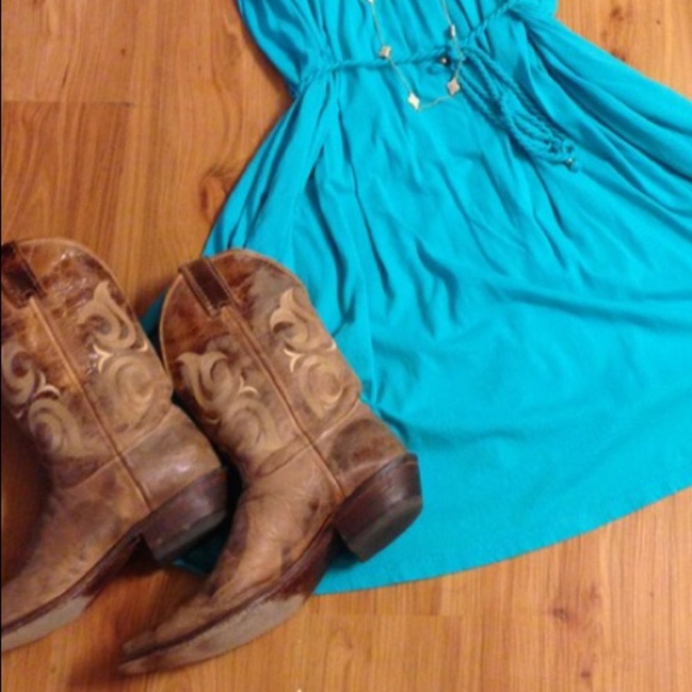 Justin Cowboy Boots